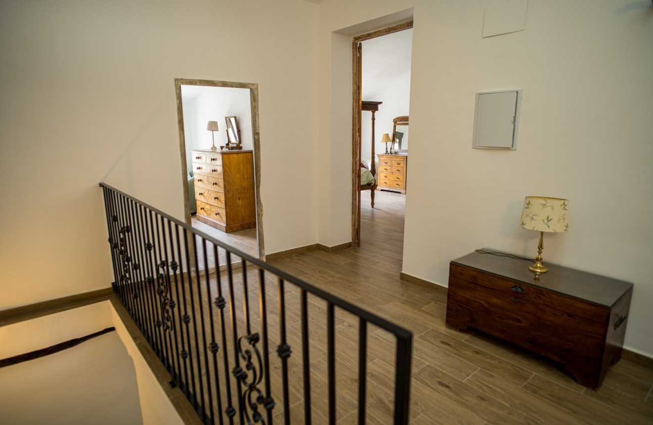 Resale - Villa - Pinoso