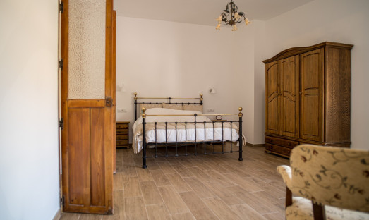 Resale - Villa - Pinoso