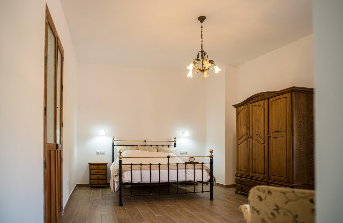 Resale - Villa - Pinoso