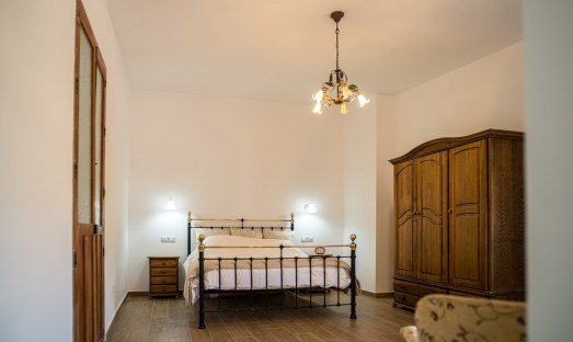 Resale - Villa - Pinoso