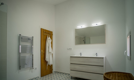 Resale - Villa - Pinoso