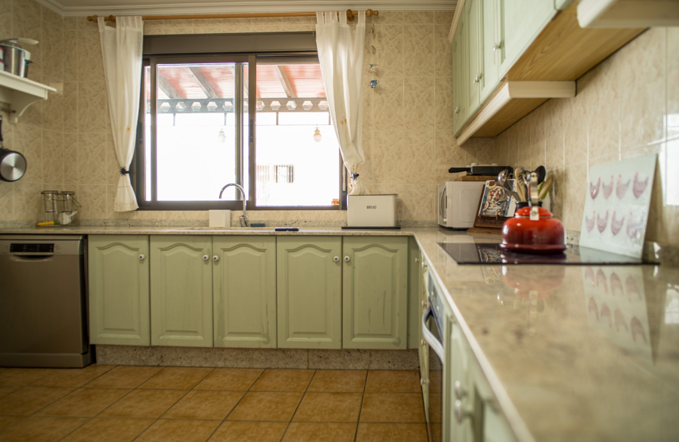 Resale - Villa - Pinoso