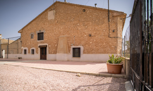 Resale - Villa - Pinoso