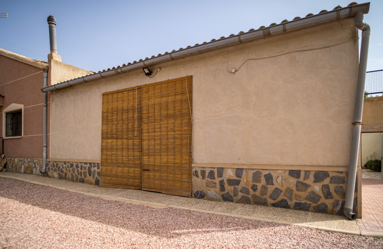 Resale - Villa - Pinoso