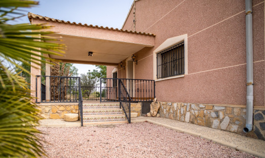 Resale - Villa - Pinoso