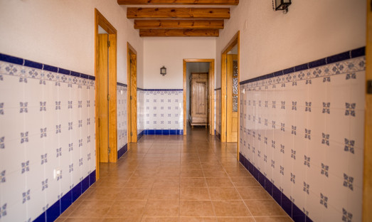 Resale - Villa - Pinoso