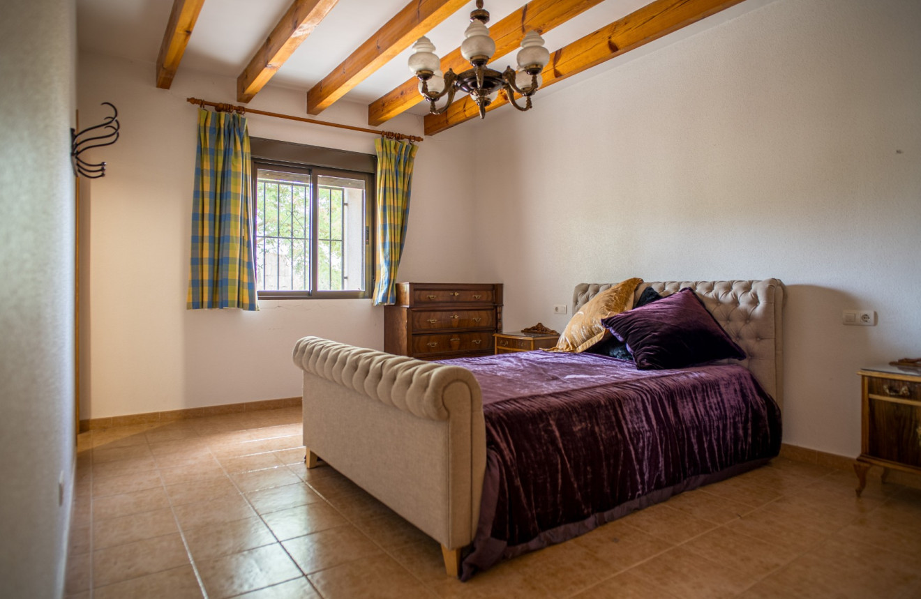 Resale - Villa - Pinoso