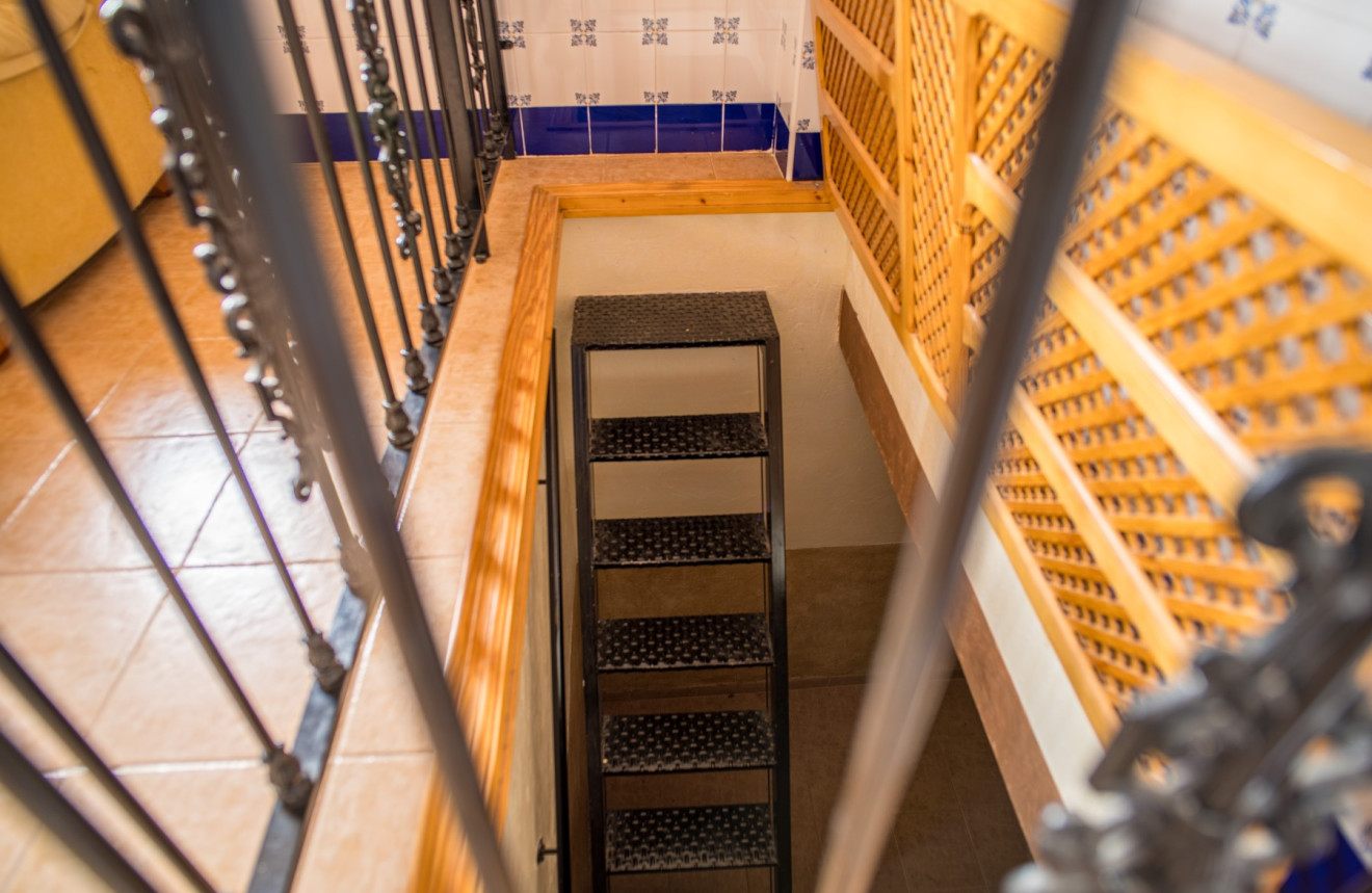 Resale - Villa - Pinoso