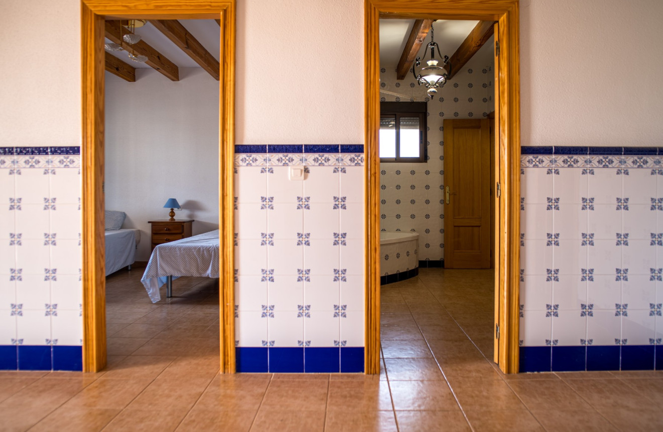 Resale - Villa - Pinoso