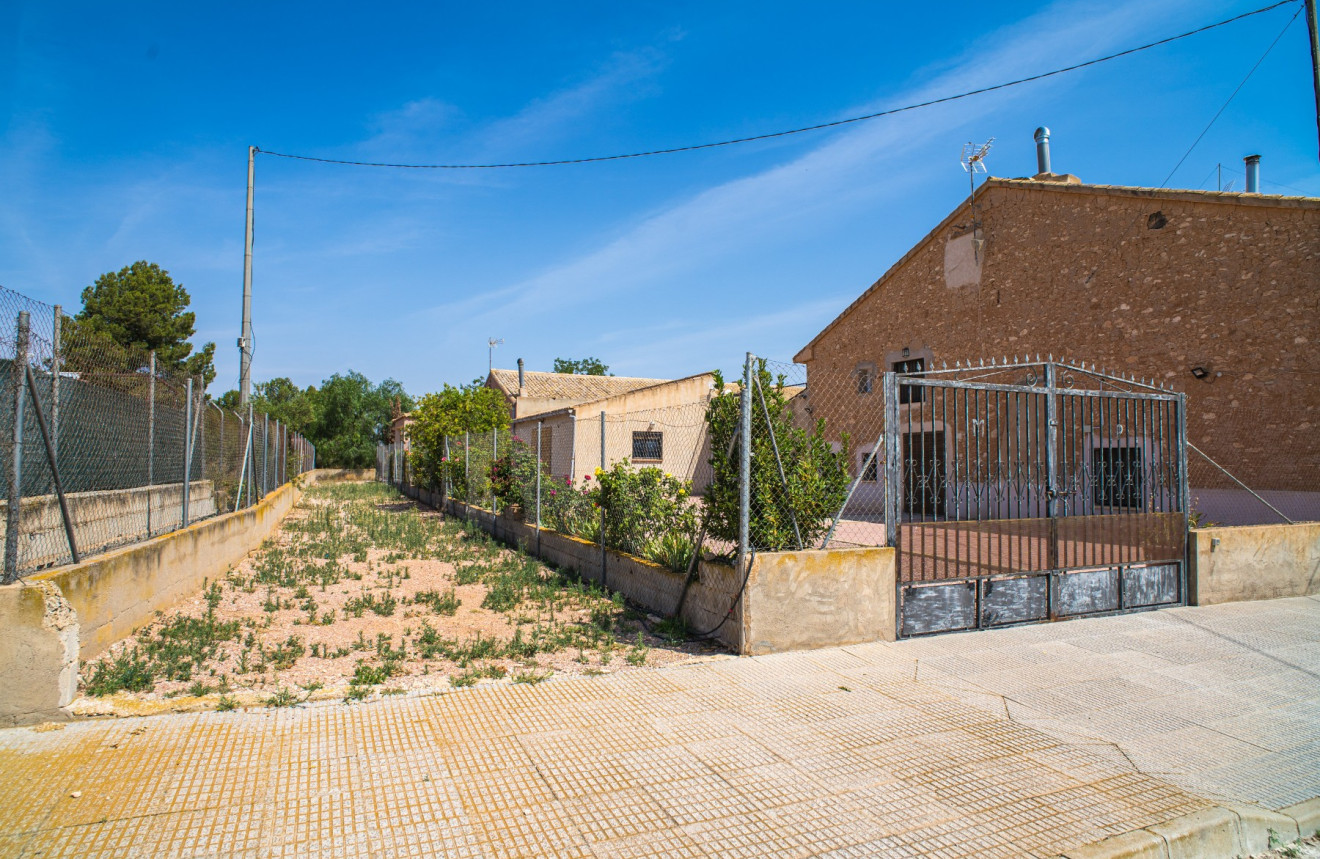 Resale - Villa - Pinoso