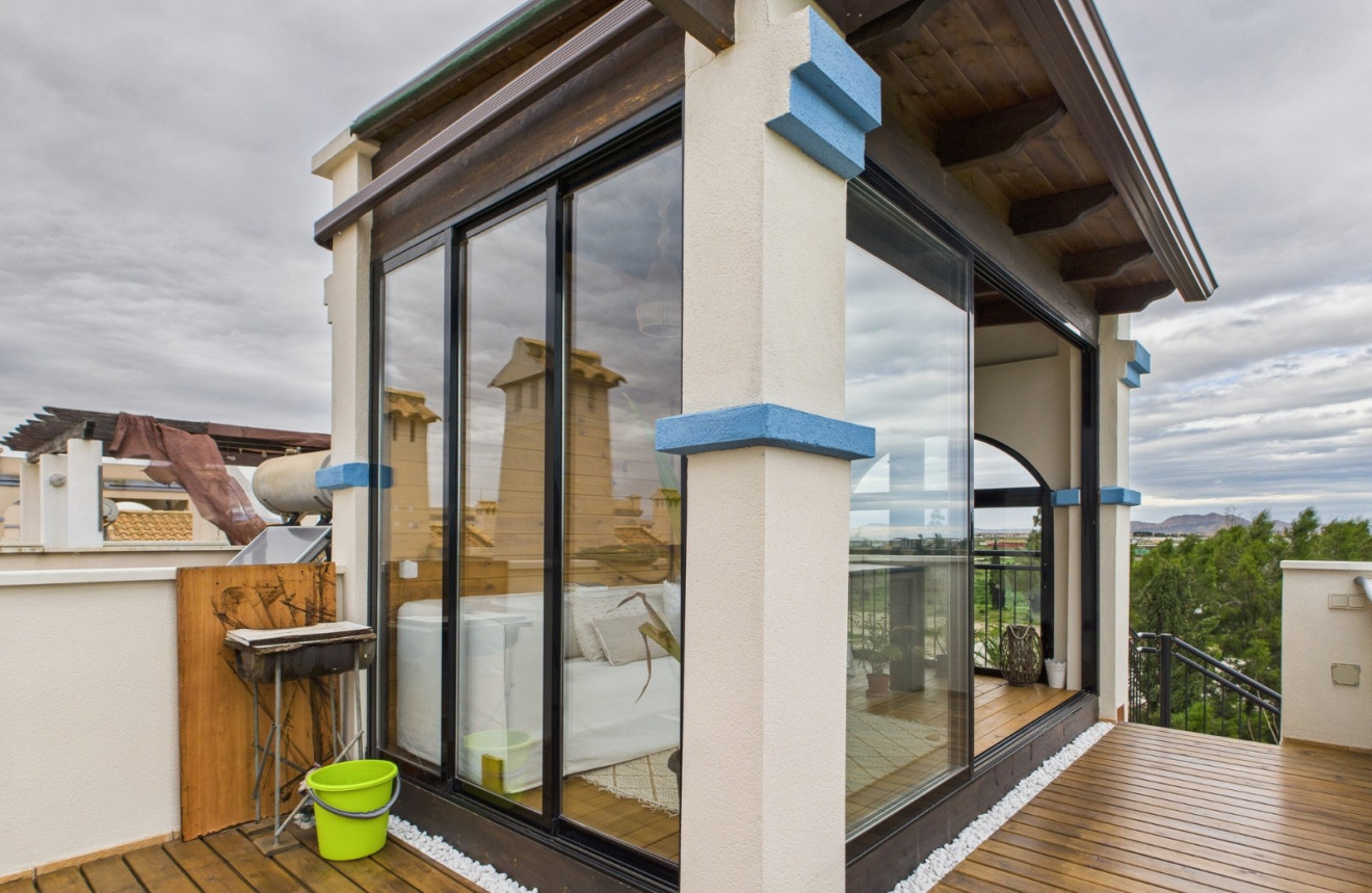 Revente - Attique - LA PUEBLA