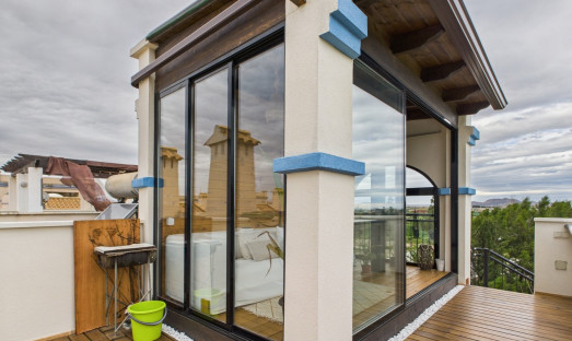 Revente - Attique - LA PUEBLA