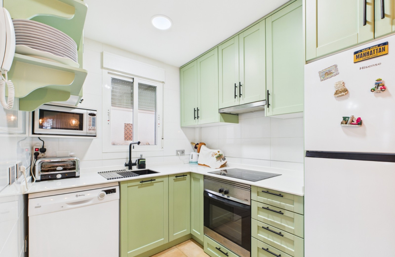 Revente - Attique - LA PUEBLA