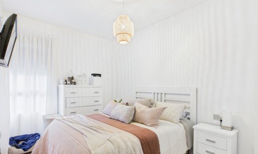 Revente - Attique - LA PUEBLA