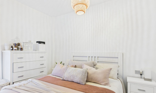 Revente - Attique - LA PUEBLA