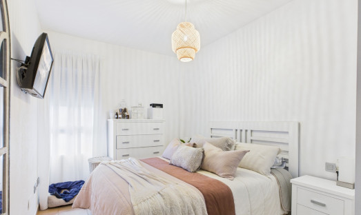 Revente - Attique - LA PUEBLA