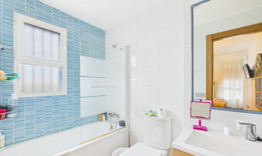 Revente - Attique - LA PUEBLA