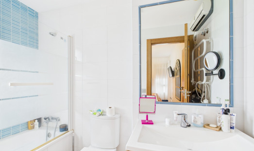 Revente - Attique - LA PUEBLA