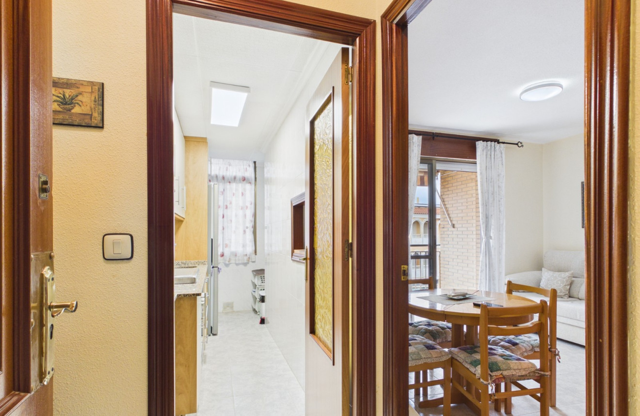 Wiederverkauf - Apartment - 