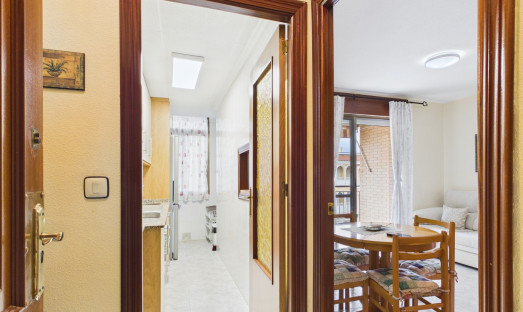 Wiederverkauf - Apartment - 