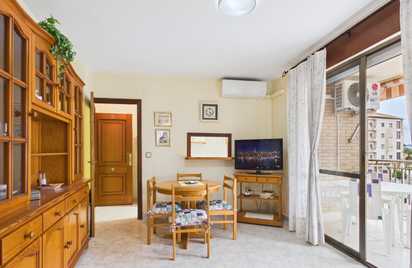 Wiederverkauf - Apartment - 