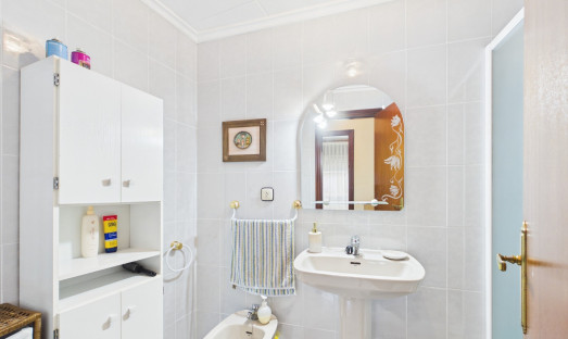 Wiederverkauf - Apartment - 