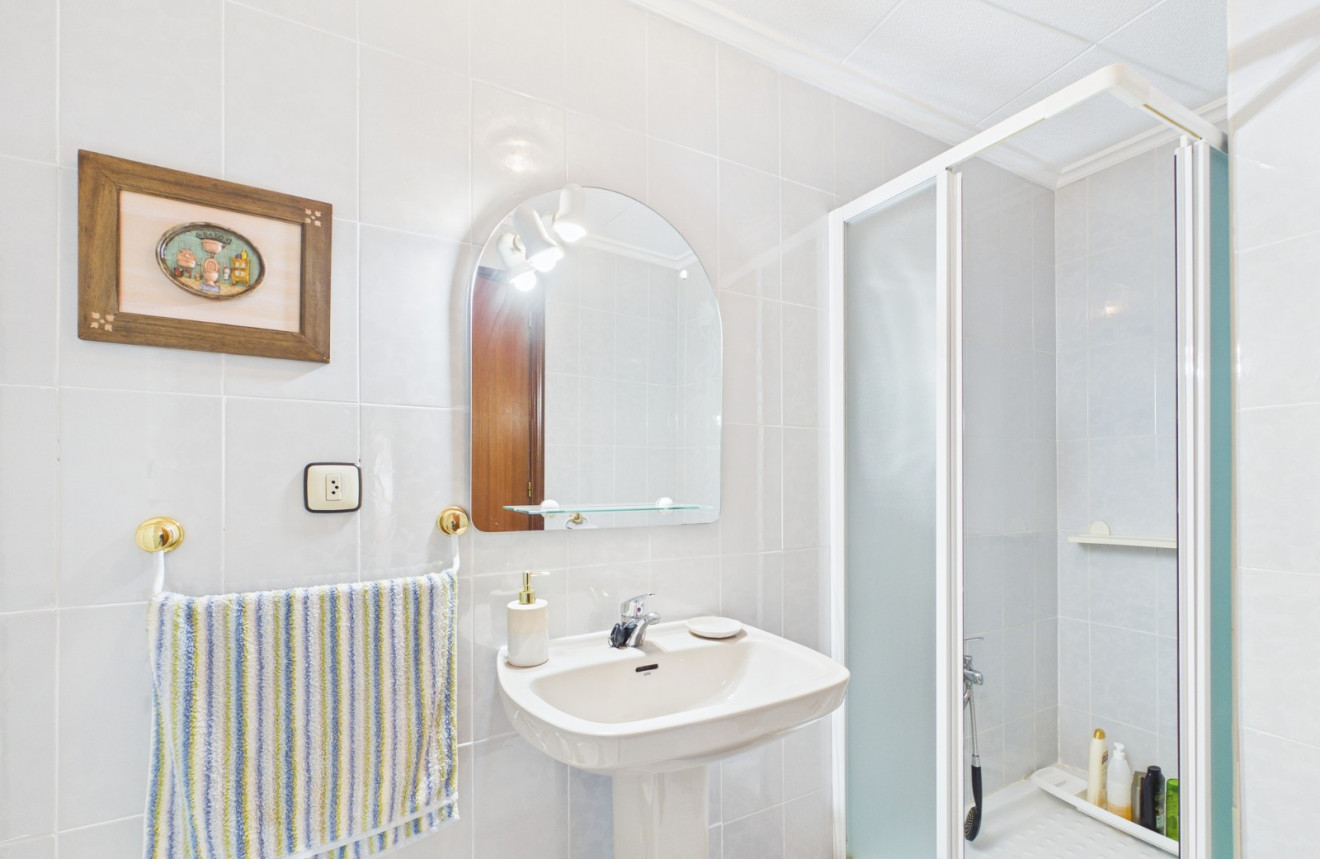 Wiederverkauf - Apartment - 