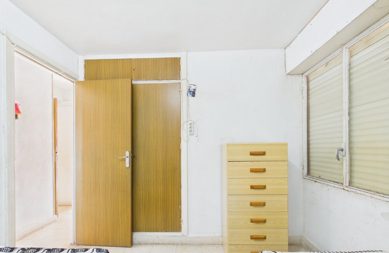 Wiederverkauf - Apartment - 