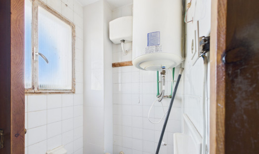 Wiederverkauf - Apartment - 