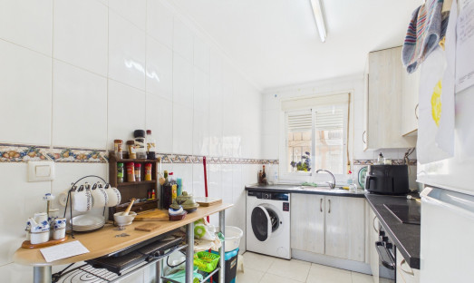 Wiederverkauf - Apartment - 