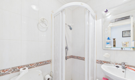 Wiederverkauf - Apartment - 