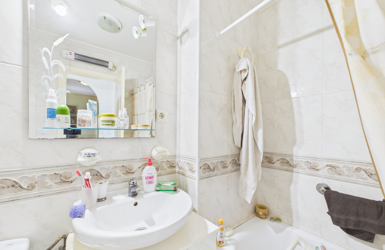 Wiederverkauf - Apartment - 