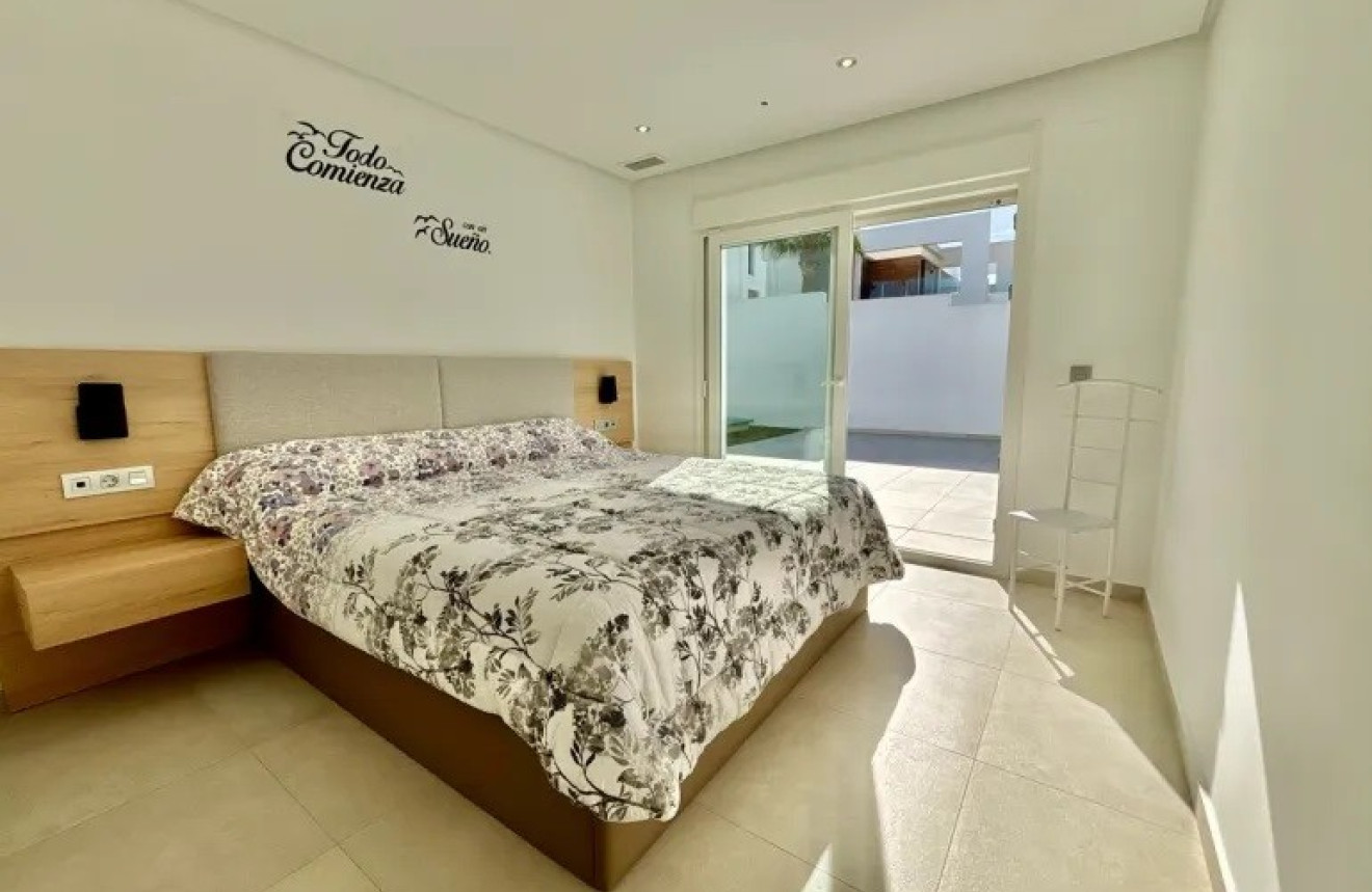 Resale - Villa - Benijofar