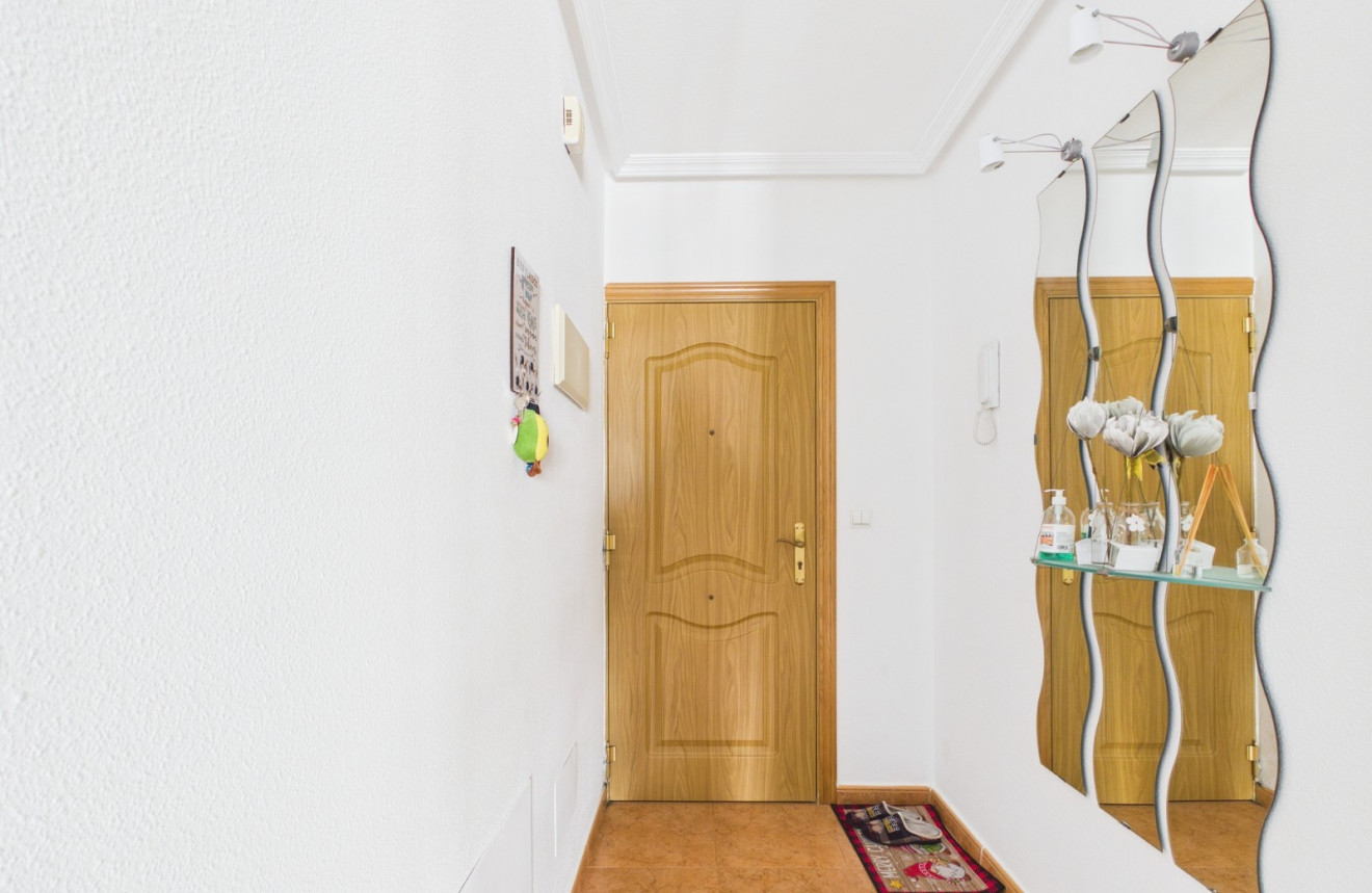 Wiederverkauf - Apartment - 