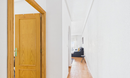 Wiederverkauf - Apartment - 