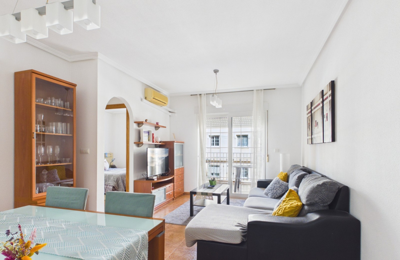 Wiederverkauf - Apartment - 