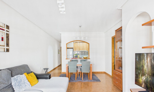 Wiederverkauf - Apartment - 