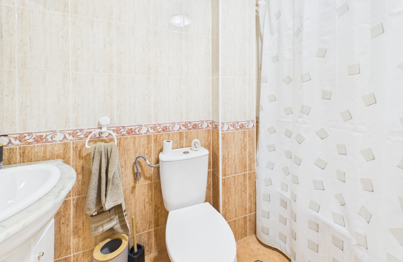 Wiederverkauf - Apartment - 