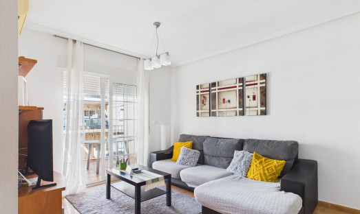 Wiederverkauf - Apartment - 