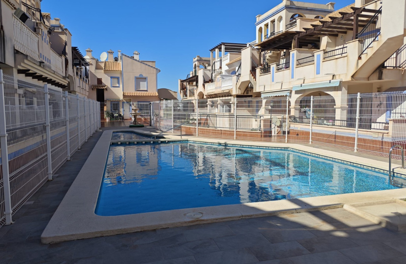 Revente - Attique - LA PUEBLA