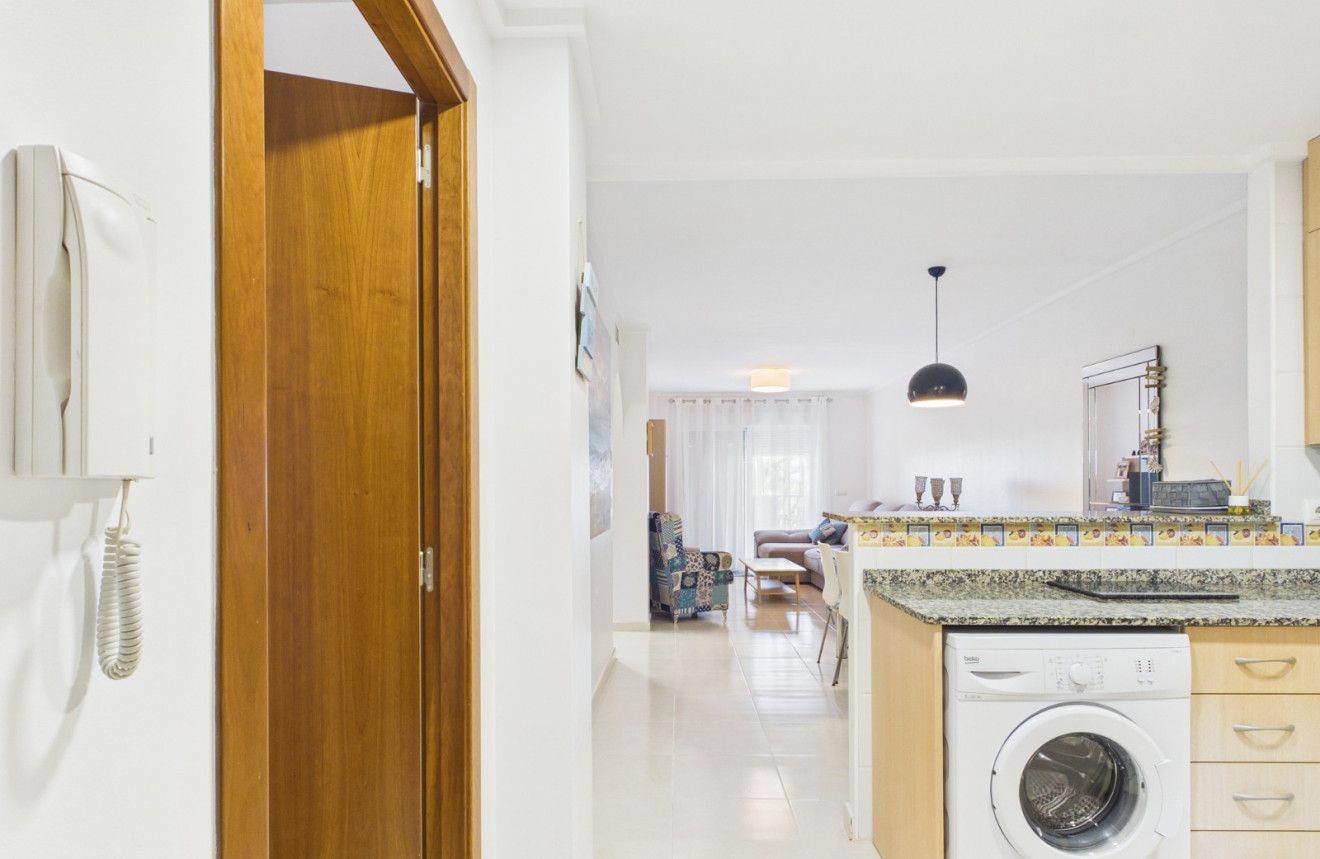 Wiederverkauf - Apartment - 