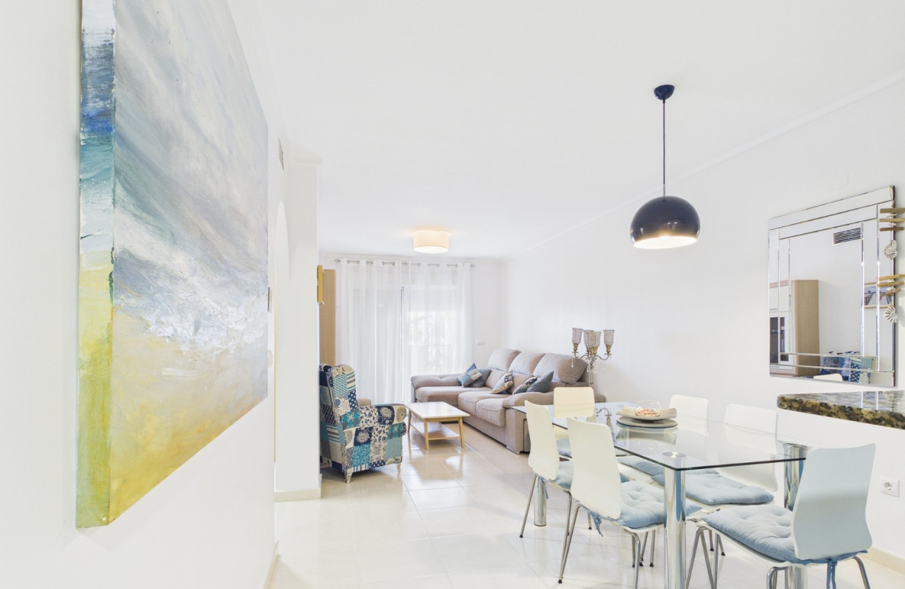 Wiederverkauf - Apartment - 