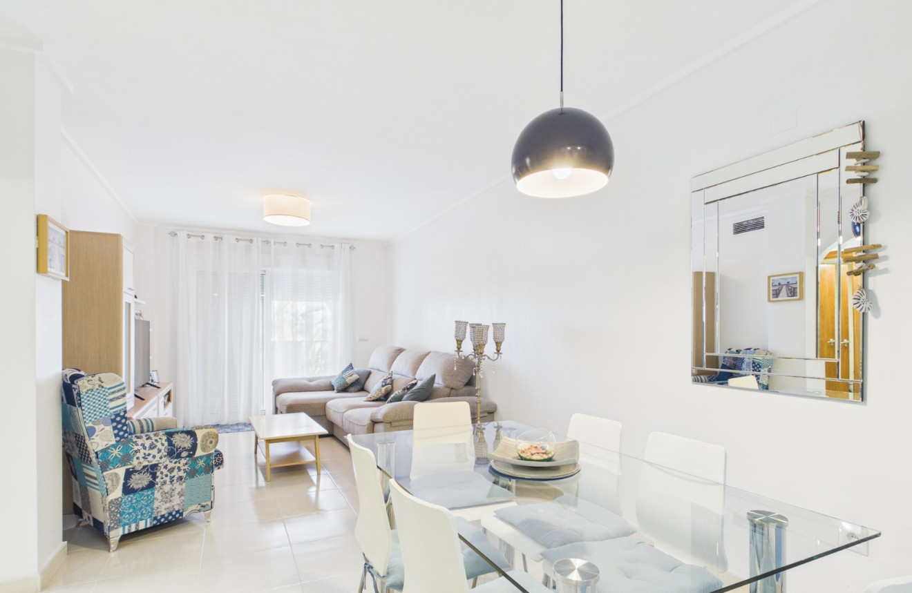 Wiederverkauf - Apartment - 