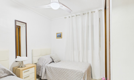 Wiederverkauf - Apartment - 