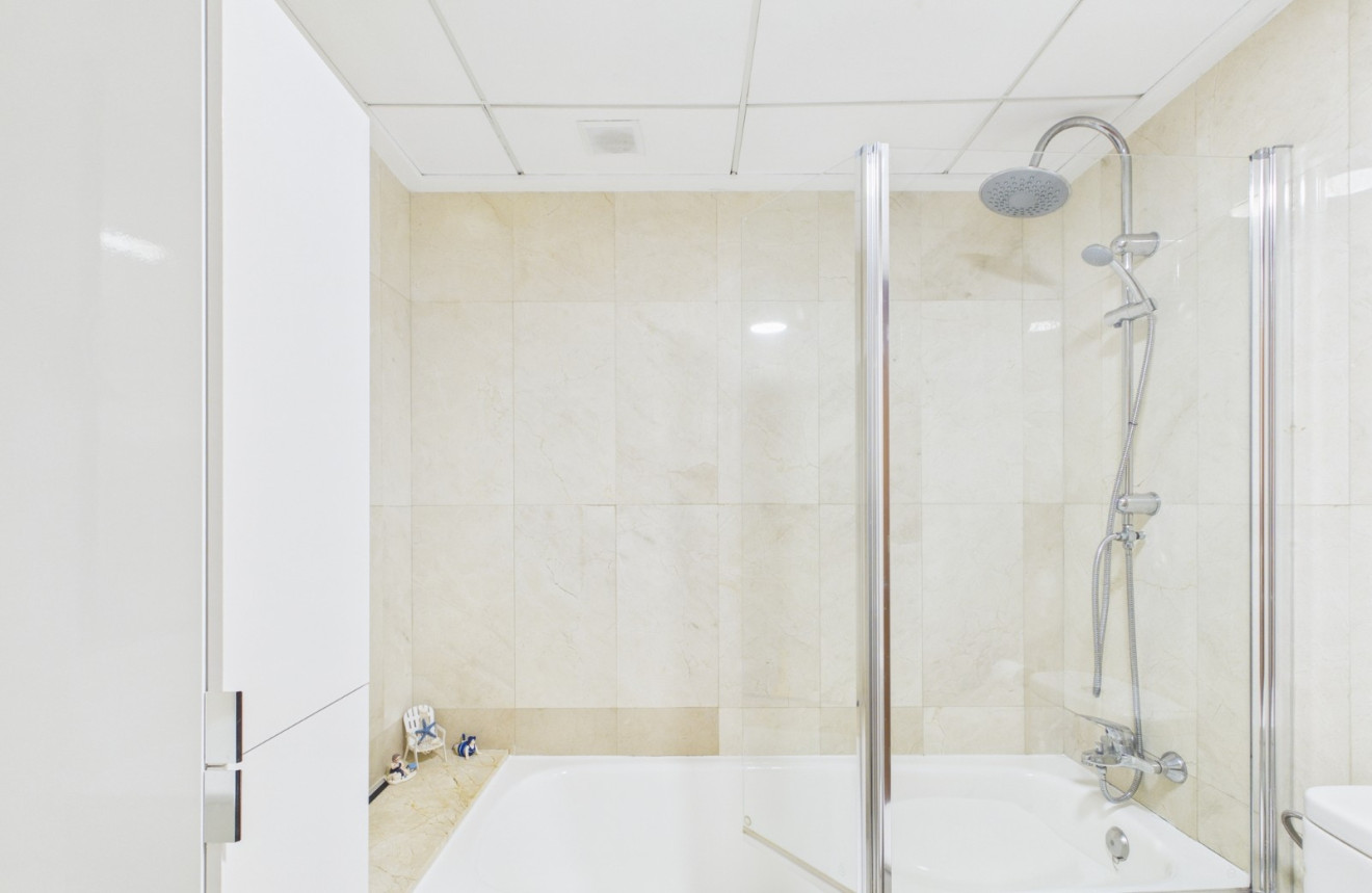 Wiederverkauf - Apartment - 