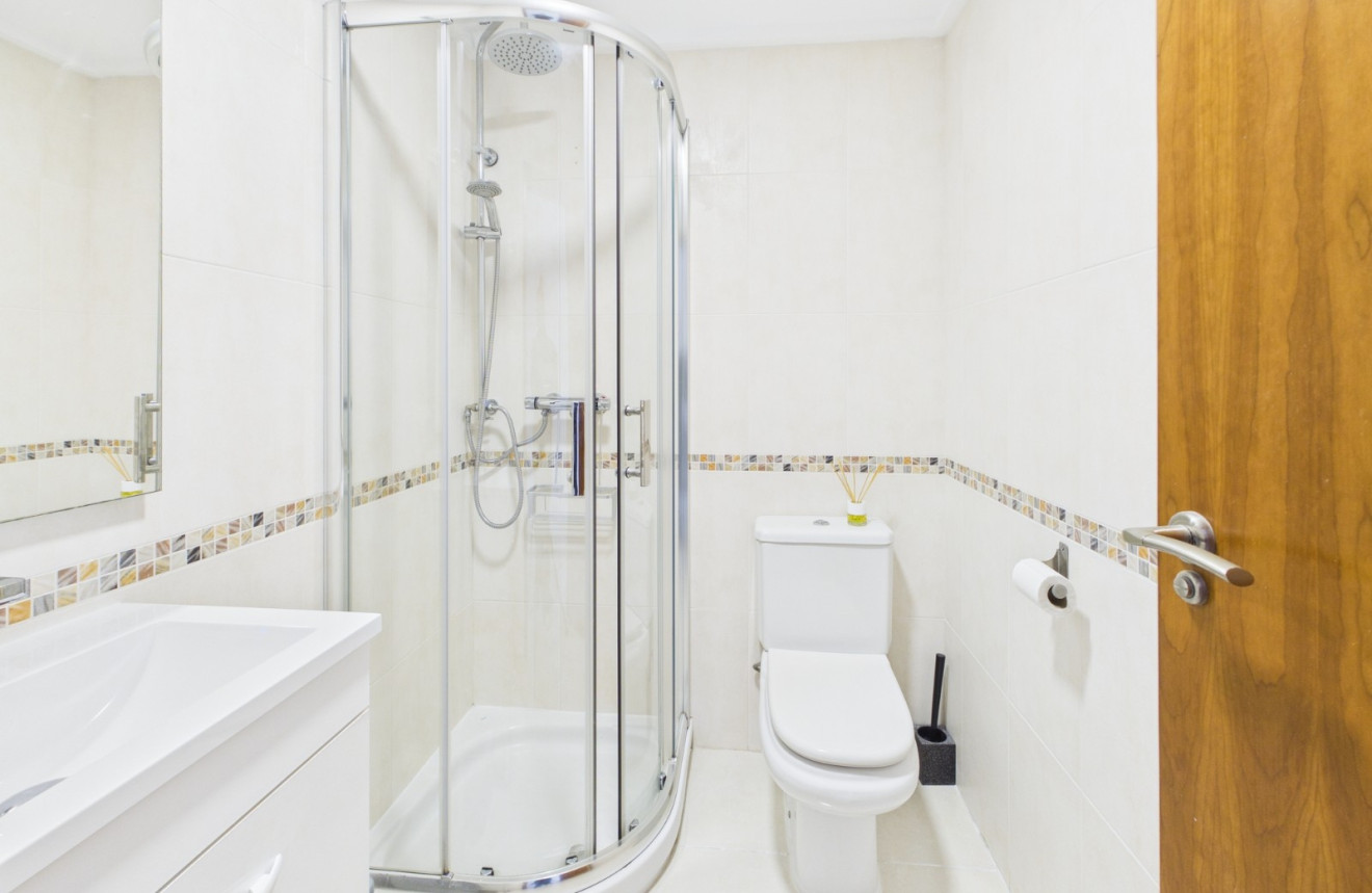 Wiederverkauf - Apartment - 