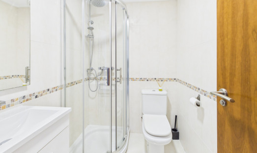 Wiederverkauf - Apartment - 