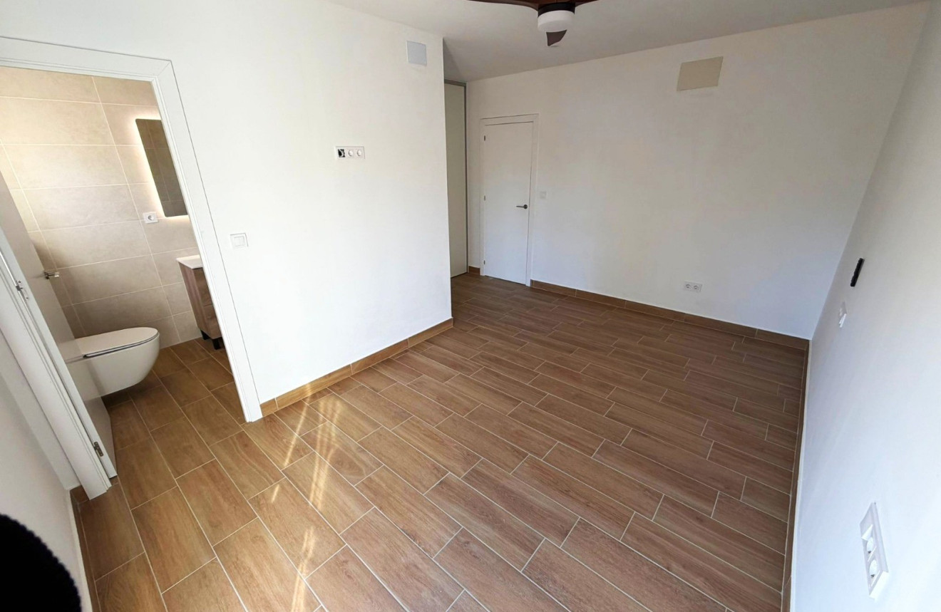 Resale - Apartment - Los Urrutias - Estrella de Mar