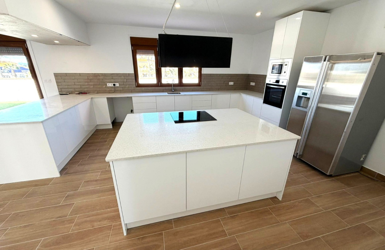 Resale - Apartment - Los Urrutias - Estrella de Mar