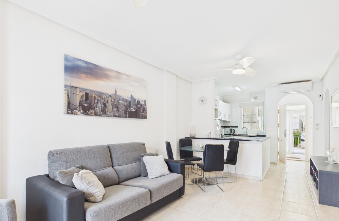 Wiederverkauf - Apartment - 